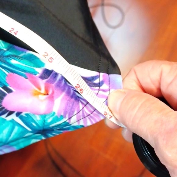 Fit 4You Womans Purple & Black Floral One Piece Bathing Suit Sz 20 W - Picture 6 of 9